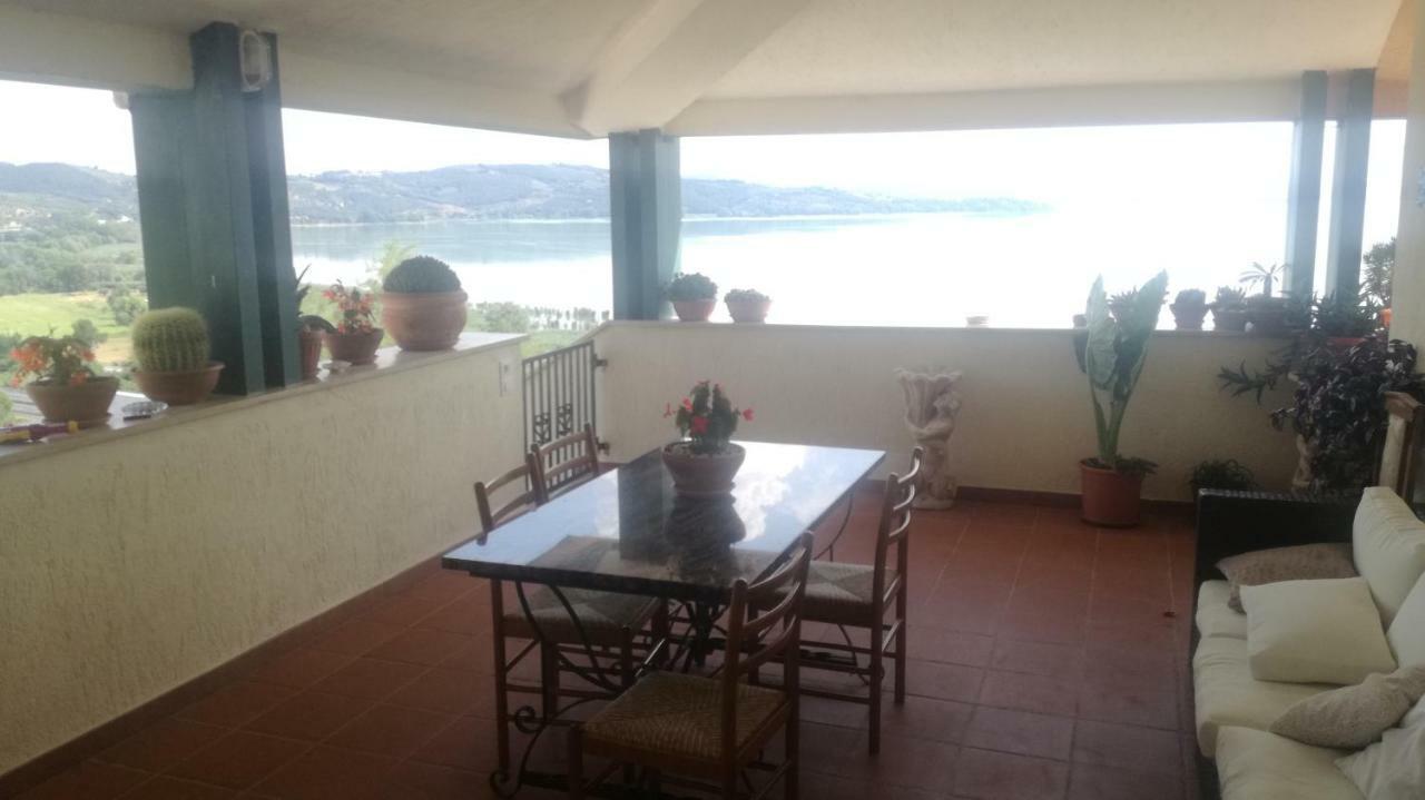 B&B Torre Del Lago Trasimeno Пасиняно сул Тразимено Екстериор снимка