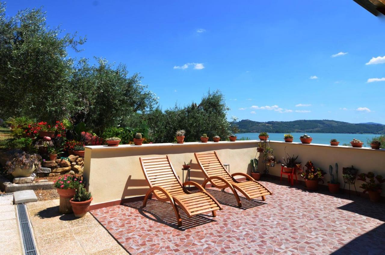 B&B Torre Del Lago Trasimeno Пасиняно сул Тразимено Екстериор снимка
